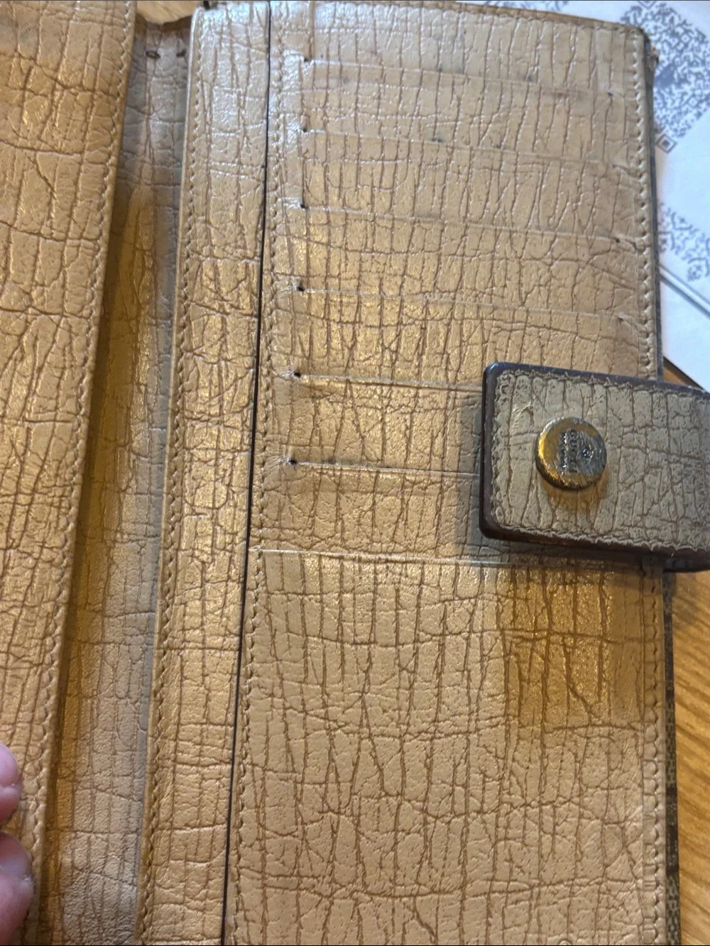 Gucci vintage limited Brown GG Supreme Continental Wallet with Gold-Tone Snap - Picture 12 of 17